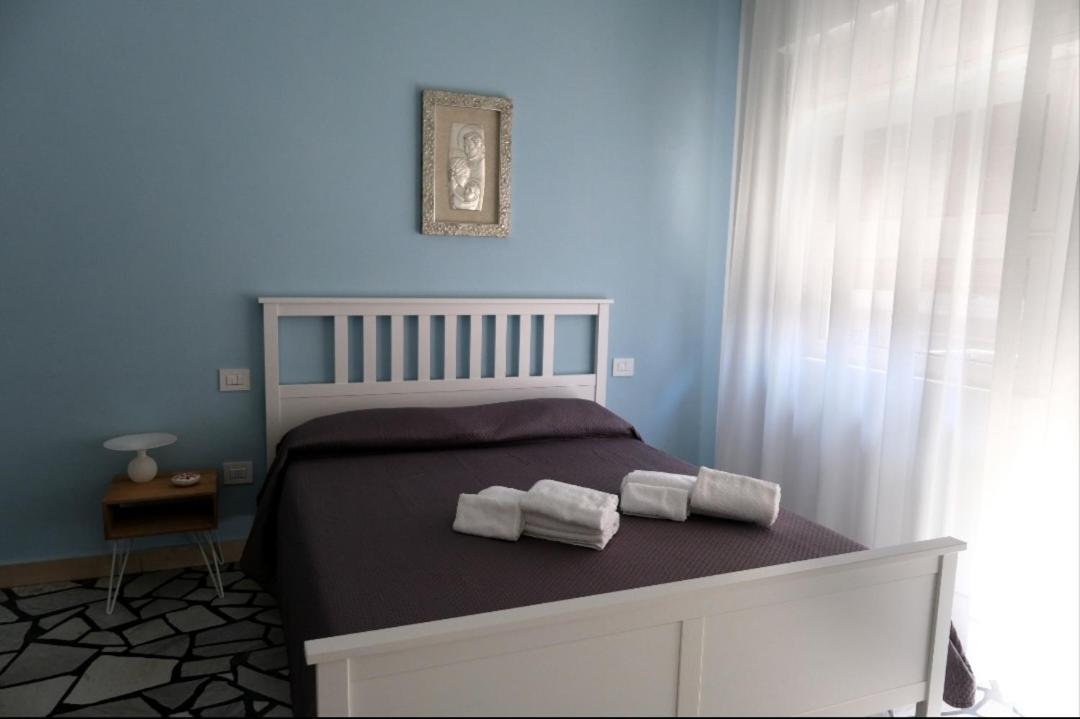 Sole & Luna Guest House Бари Экстерьер фото